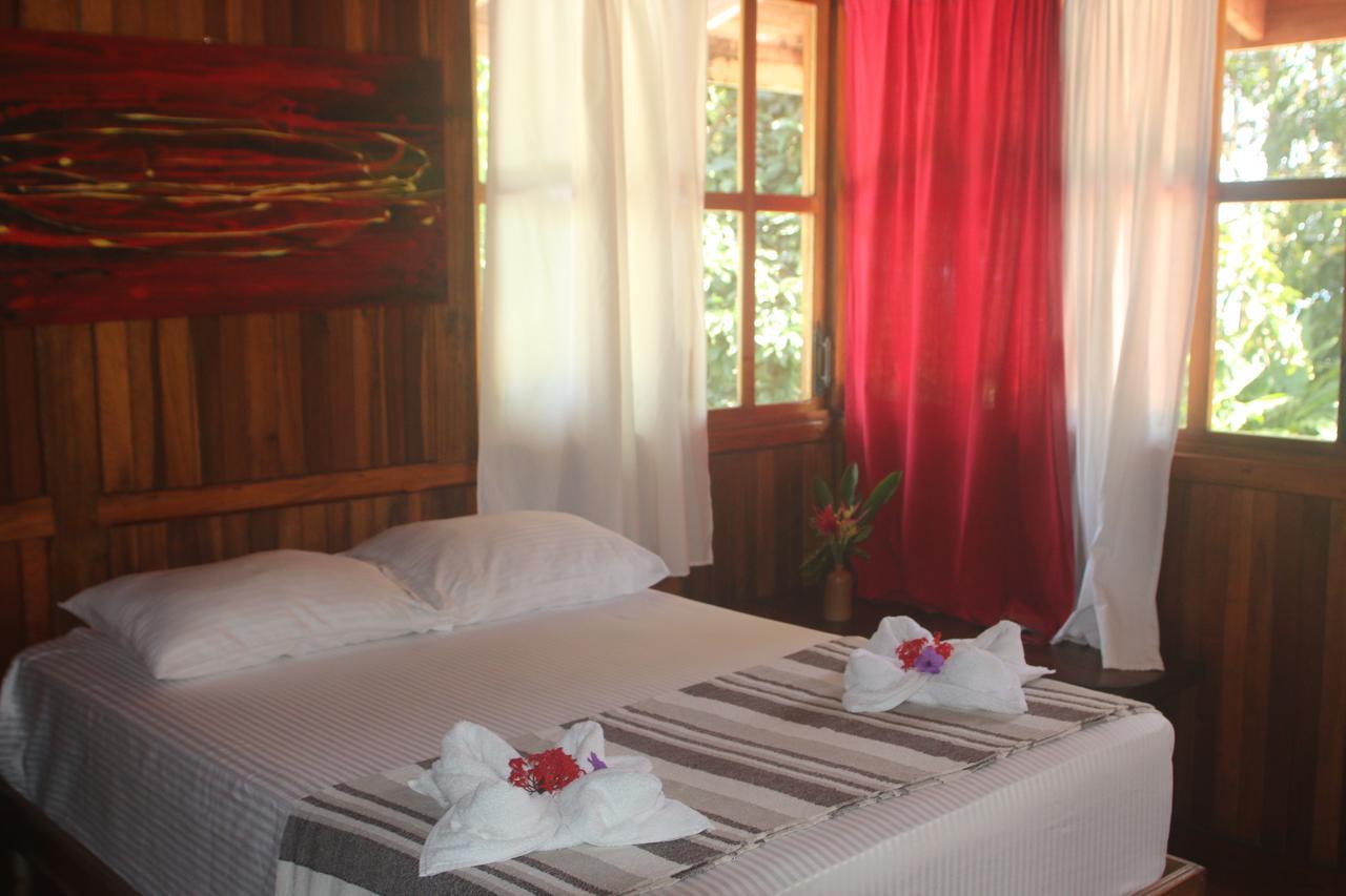 Casa Natural Puerto Viejo Hotel Puerto Viejo de Talamanca ภายนอก รูปภาพ